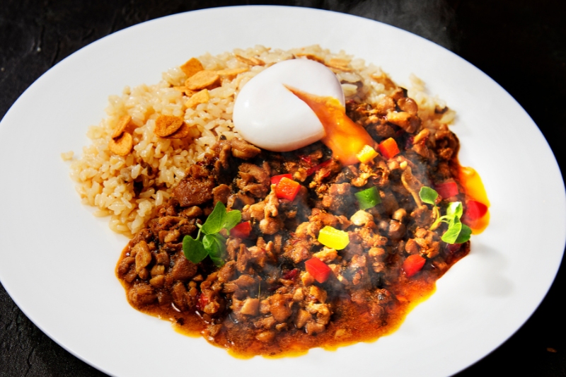 【7/4~8/31】ガパオの懺悔ニンニク飯