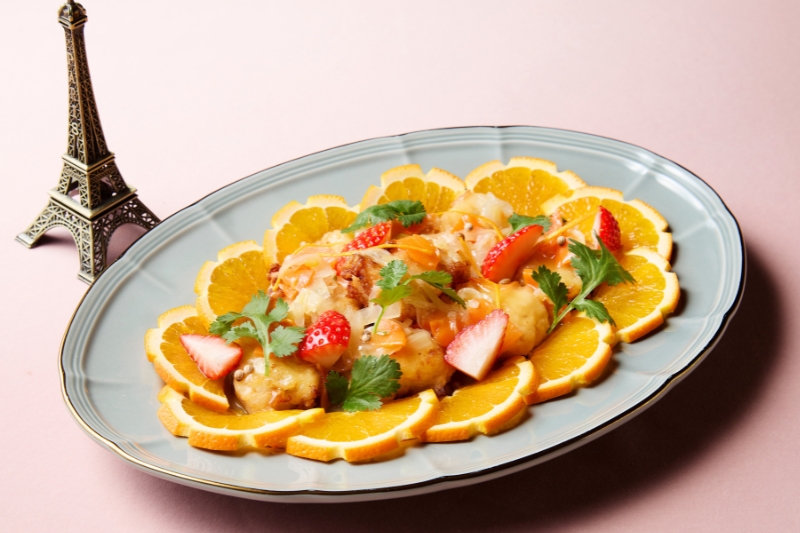 【3/14～5/8】白身魚のオレンジエスカベッシュ　いちご添え