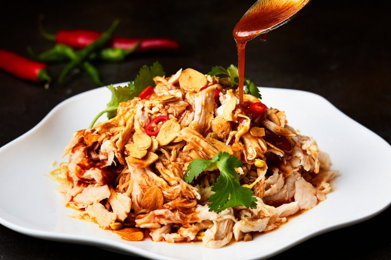 【7/4~8/31】にんにくが止まらない 禁断よだれ鶏