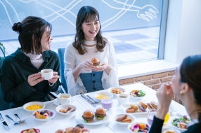 【公式サイト限定コスメデコルテAQアメニティ付】（朝食付）ORIENTALISTハンド＆ネイルクリームと旅行の思い出、持ち帰ろう